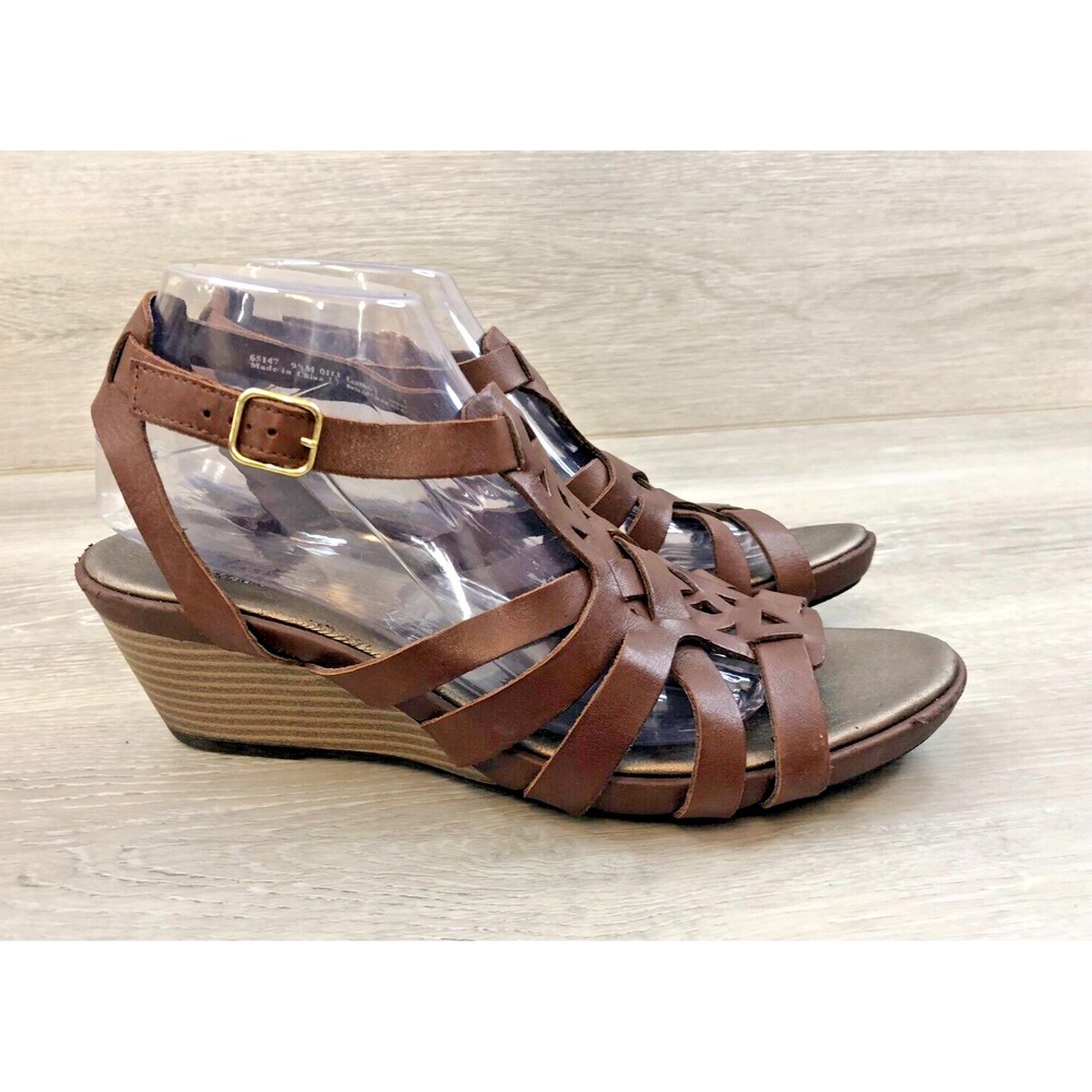 Clarks Bendables Women's Brown Leather 9.5 Ankle Strap Wedge Sandal Casual Shoes